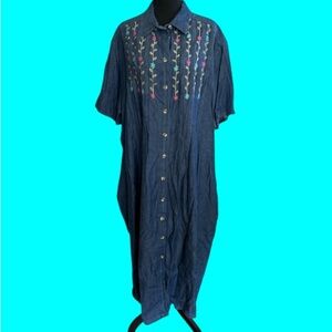 🩵 NAQUI NEW YORK! GORGEOUS VINTAGE DENIM DRESS - FLORAL EMBROIDERY- 100% COTTON!